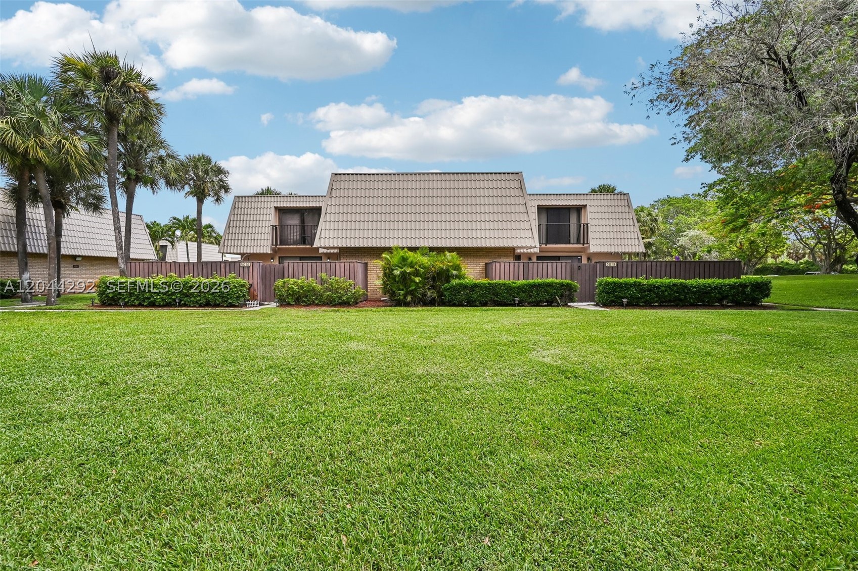 VILLAGE OF SANDALWOOD LAK - Residential