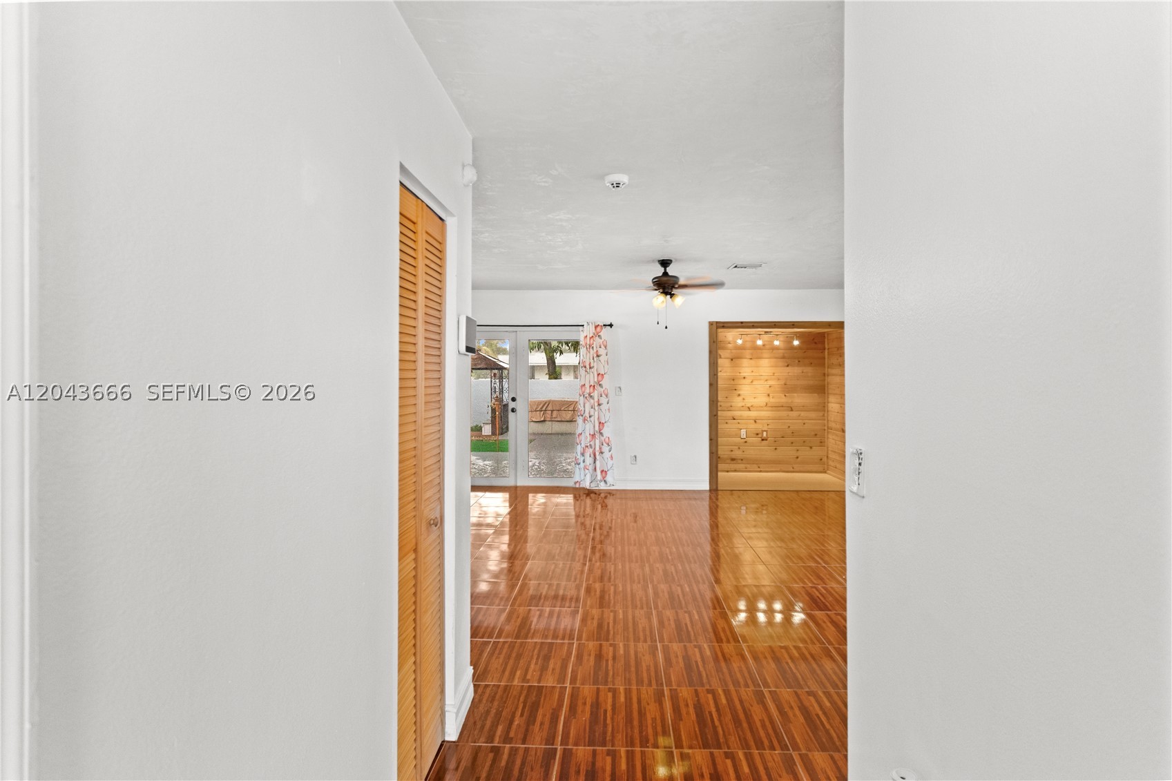 LAKES OF ACADIA UNIT 6 - Residential