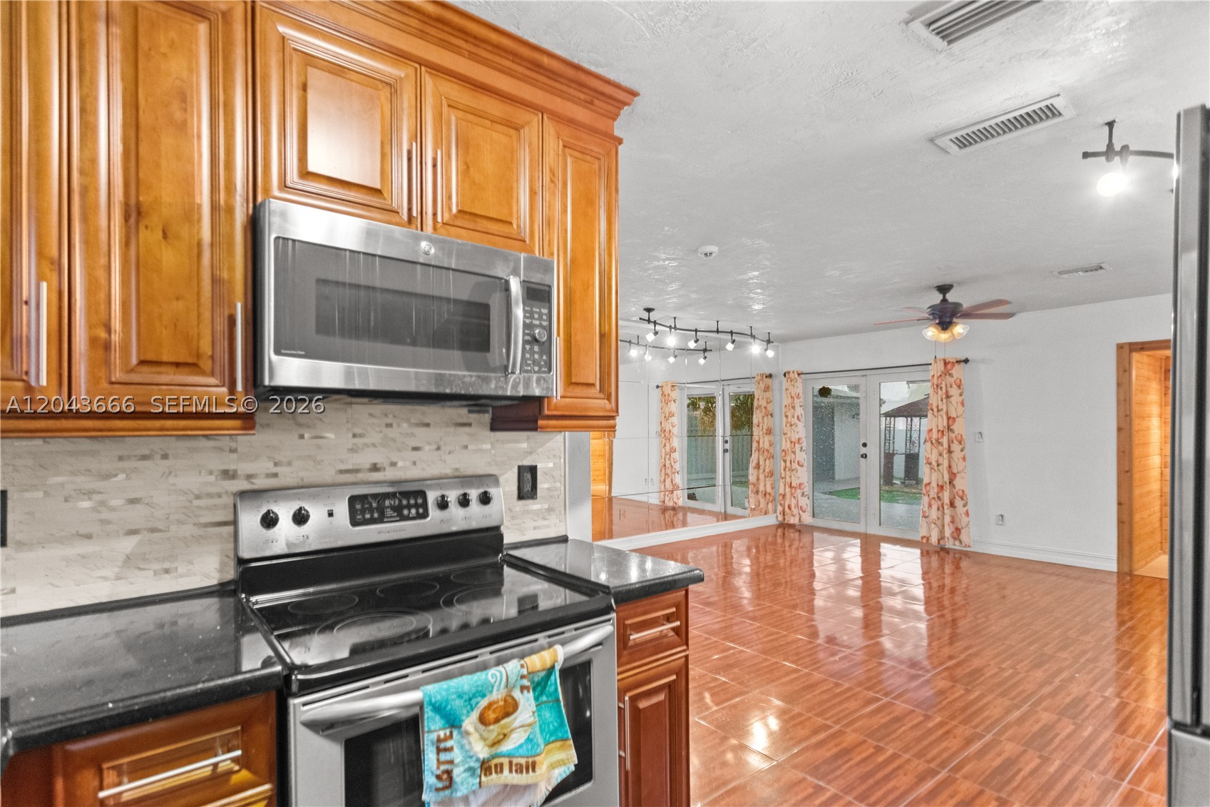 LAKES OF ACADIA UNIT 6 - Residential