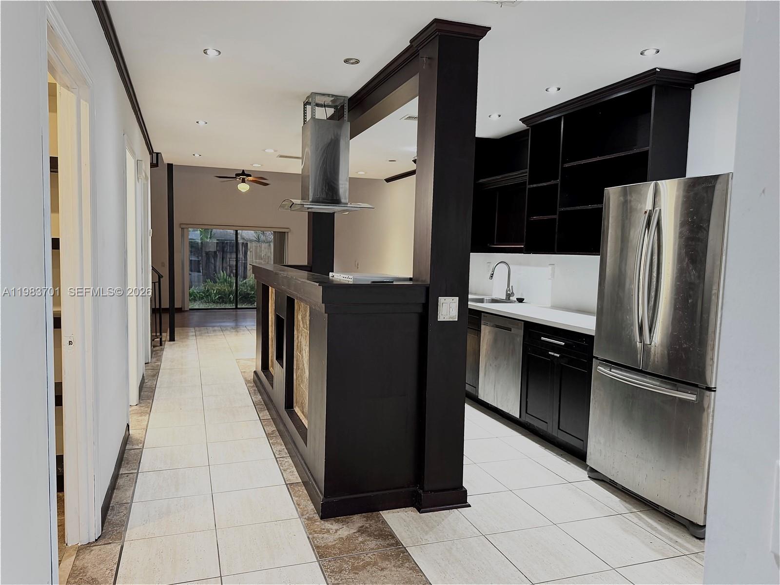 HOLLYWOOD GARDENS - Residential