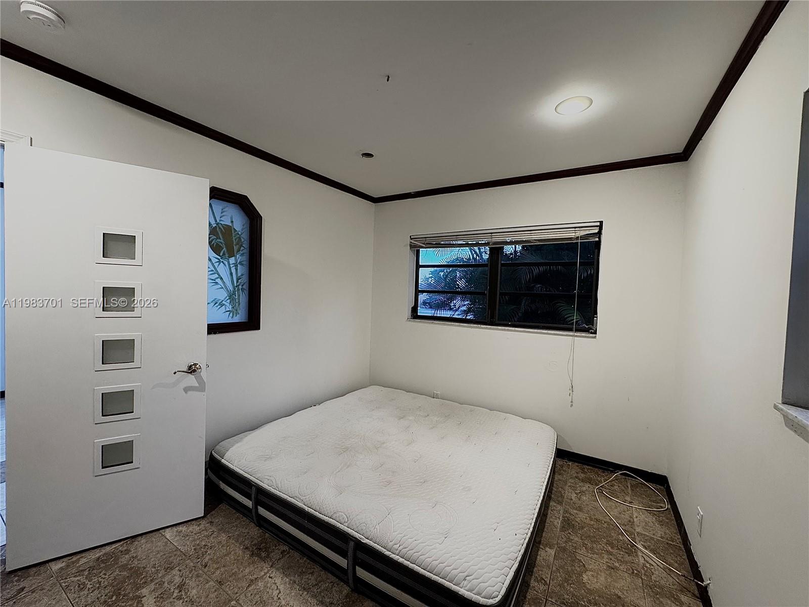 HOLLYWOOD GARDENS - Residential