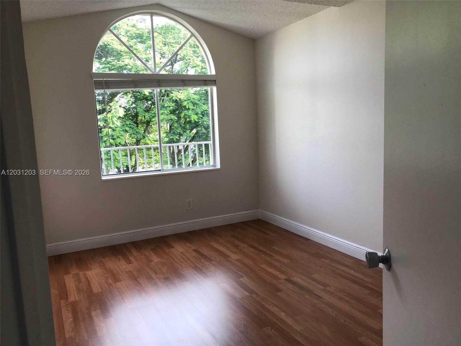 ROYAL PALM PLACE - Residential