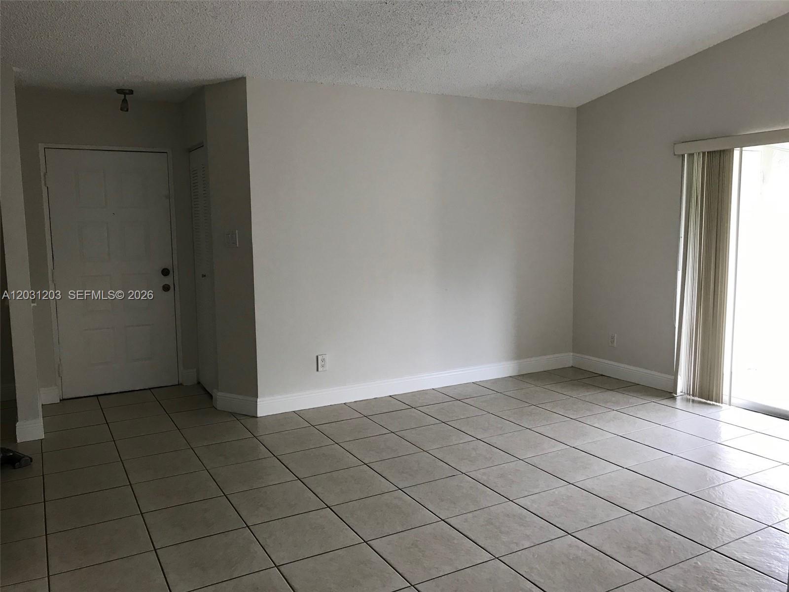 ROYAL PALM PLACE - Residential