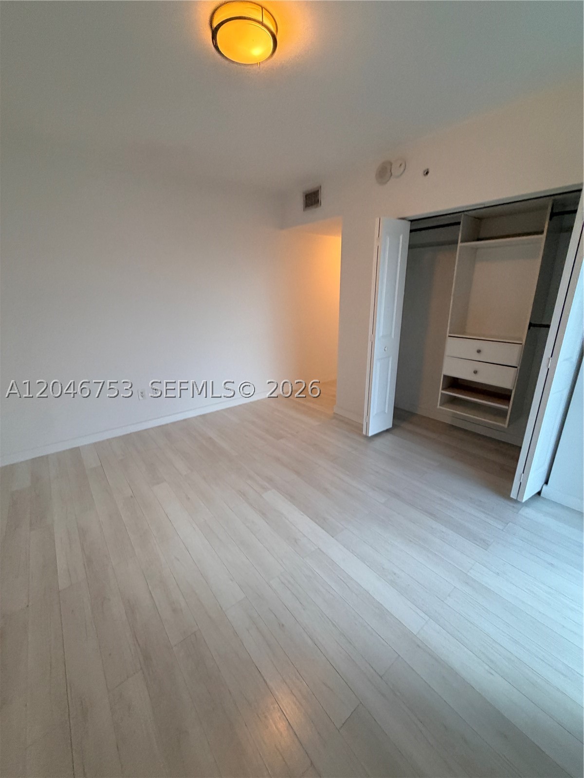 400 SUNNY ISLES CONDO WES - Residential