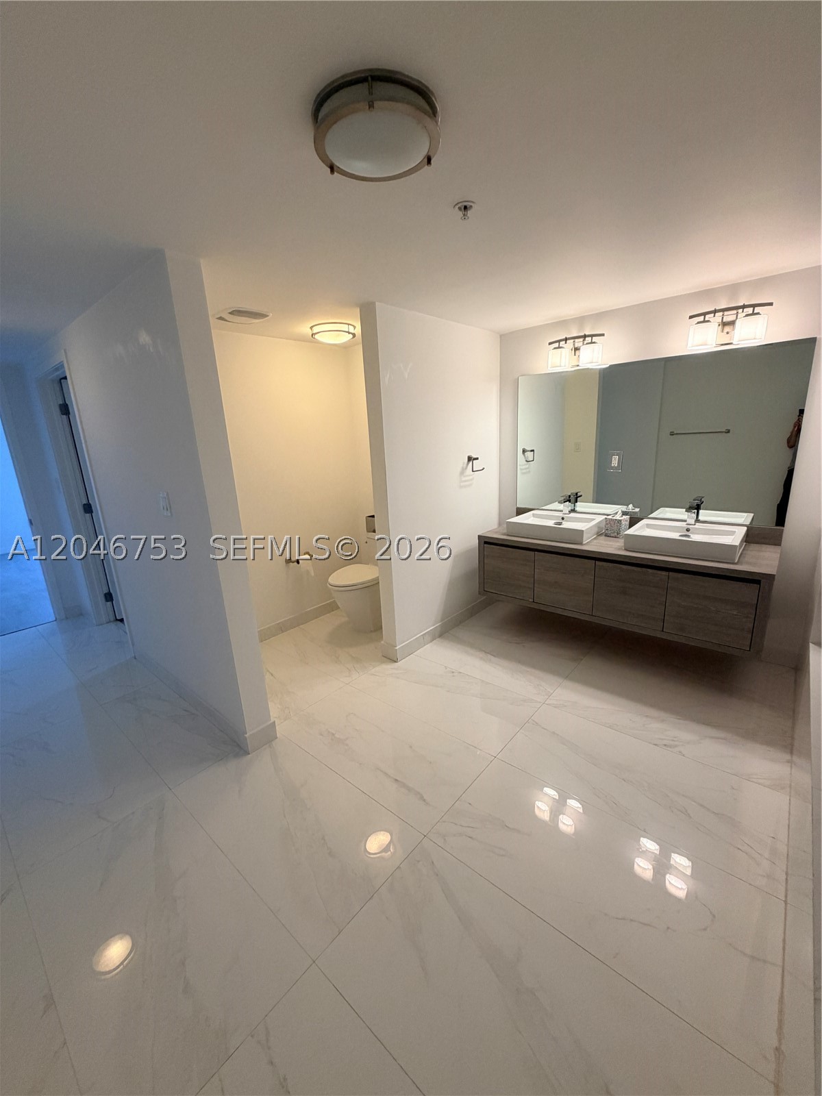 400 SUNNY ISLES CONDO WES - Residential