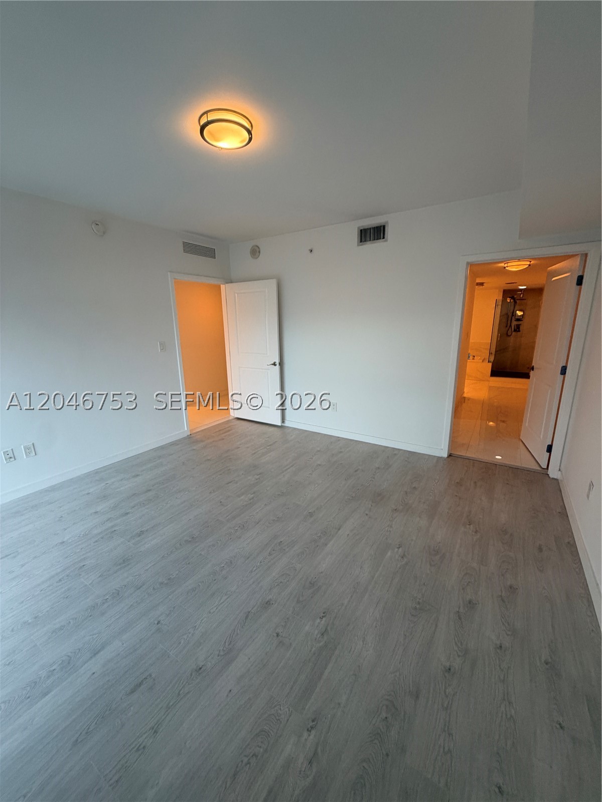 400 SUNNY ISLES CONDO WES - Residential