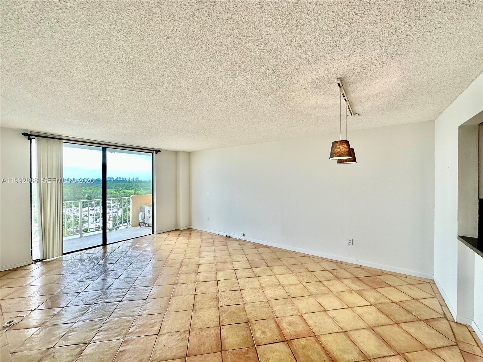 VECINO DEL MAR CONDO - Residential