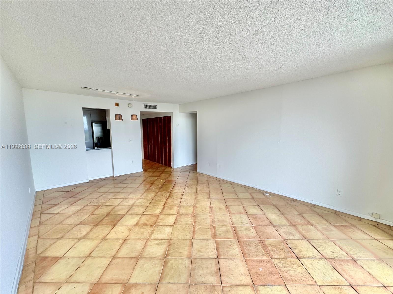 VECINO DEL MAR CONDO - Residential