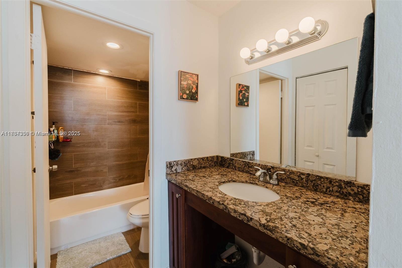 WILSHIRE CONDO - Residential Lease