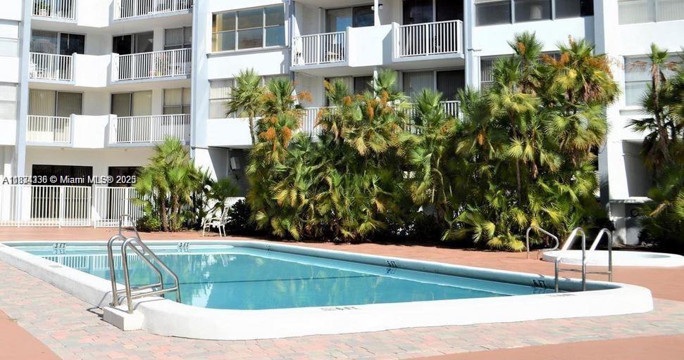 WILSHIRE CONDO - Residential Lease