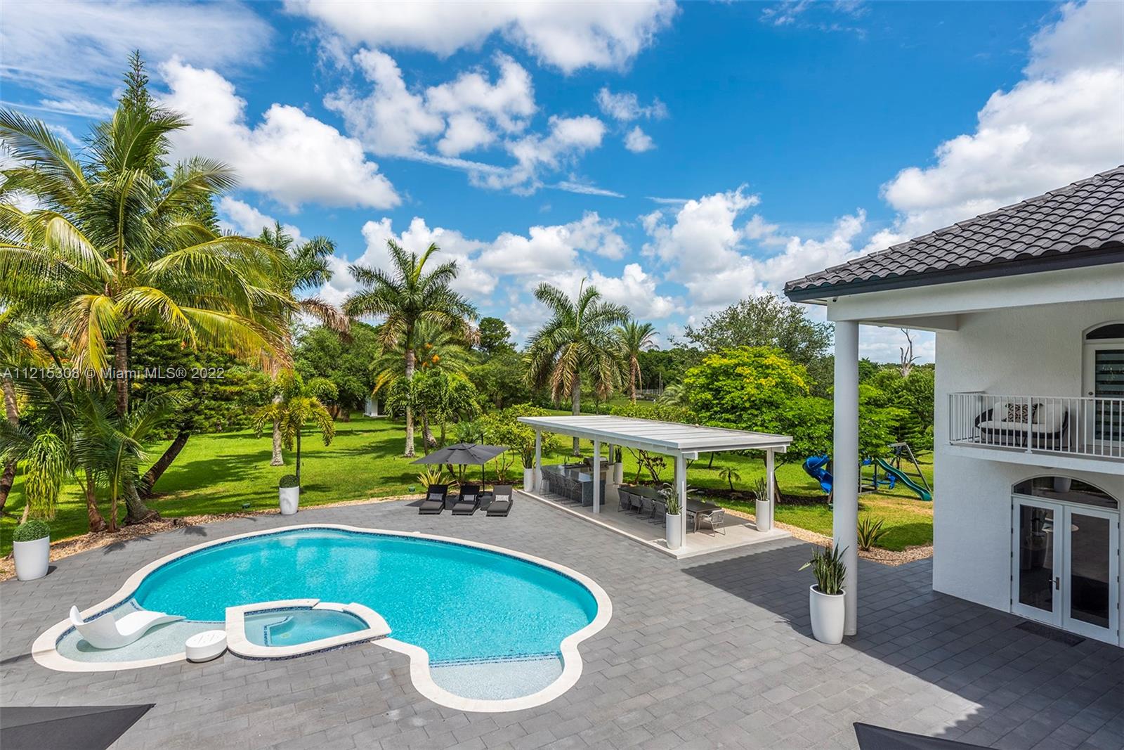 Sunshine Ranches - Residential