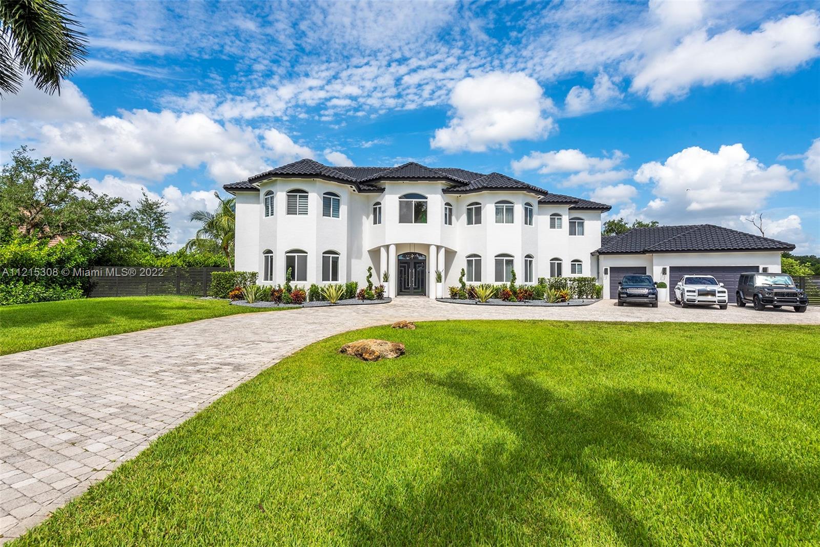 Sunshine Ranches - Residential