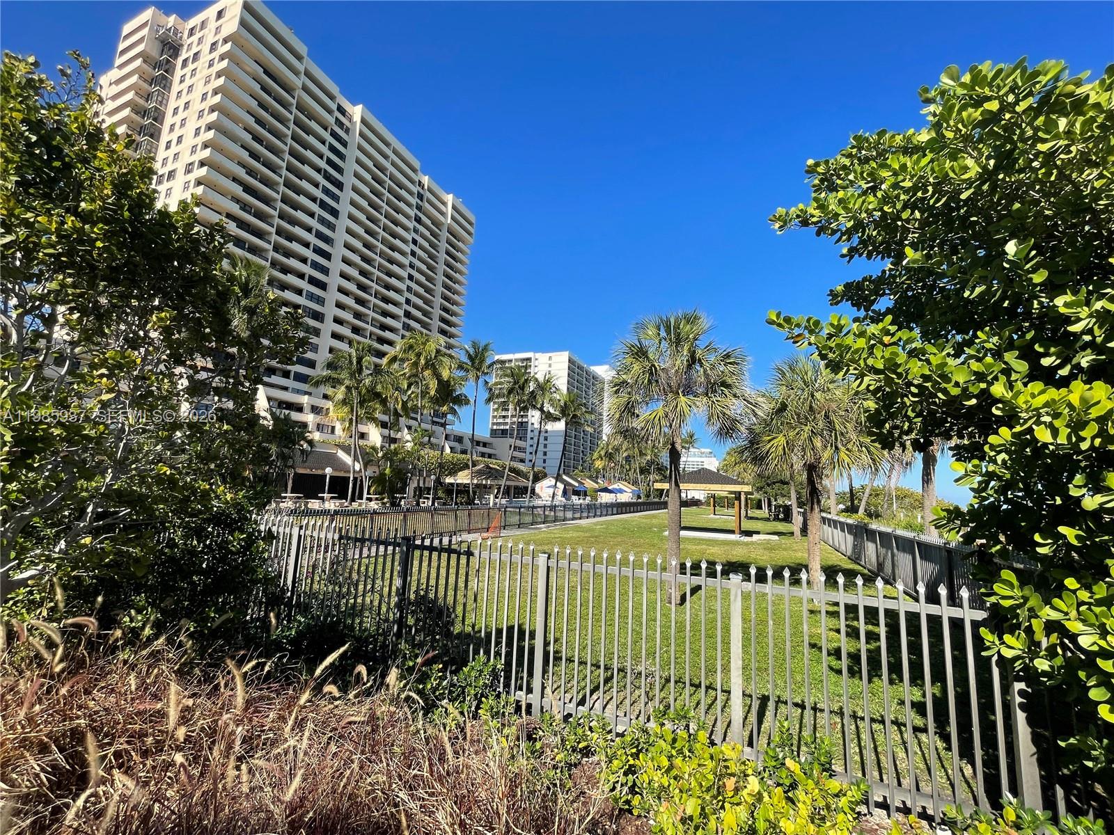 CLUB ATLANTIS CONDO - Residential