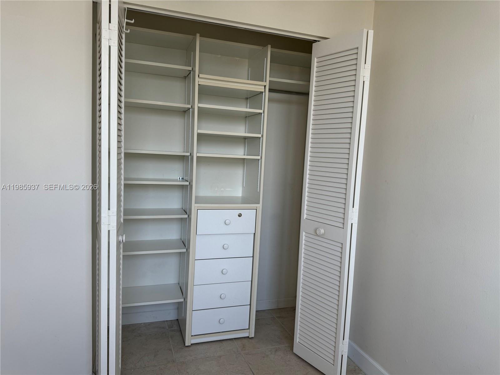 CLUB ATLANTIS CONDO - Residential