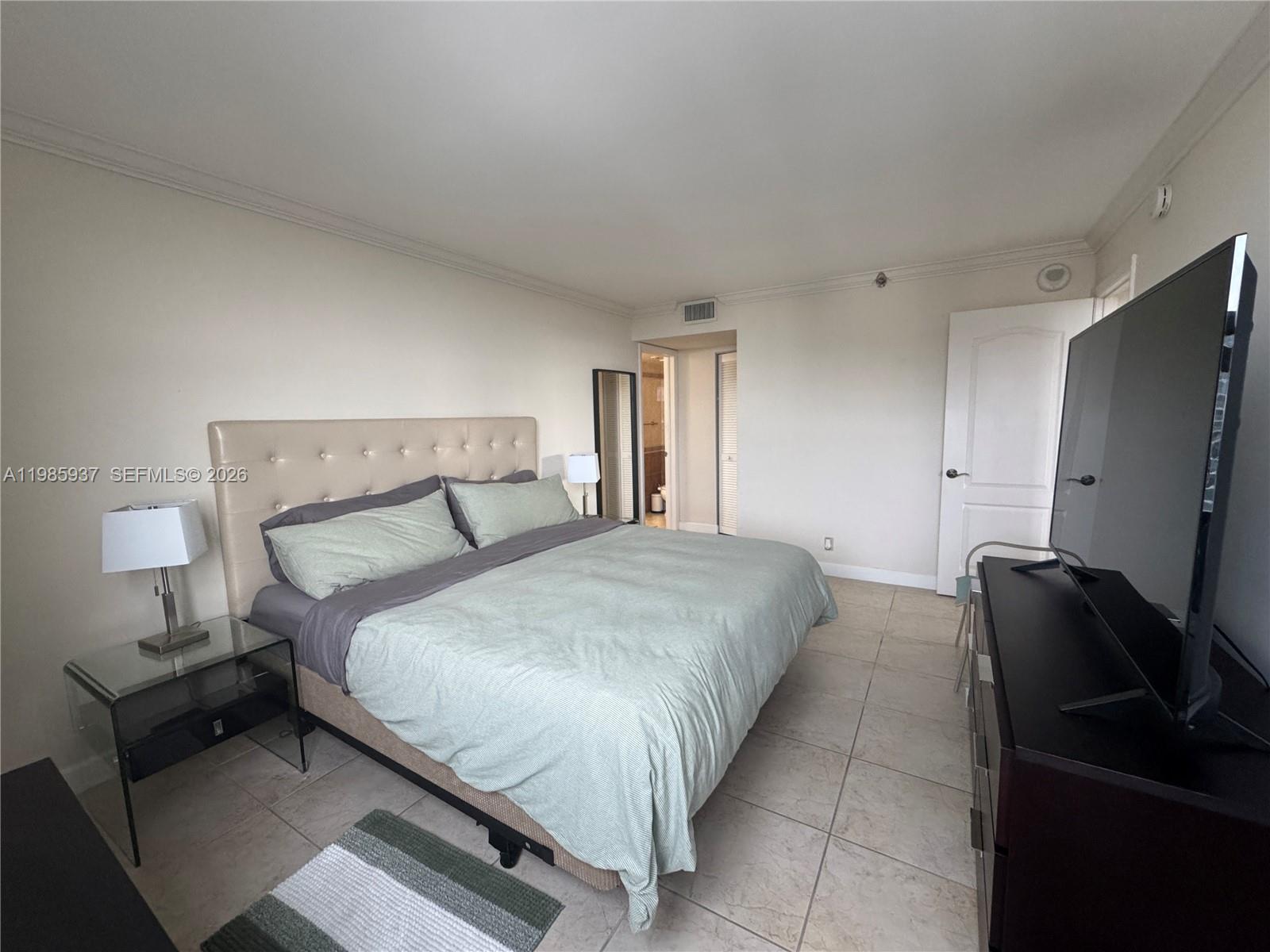 CLUB ATLANTIS CONDO - Residential