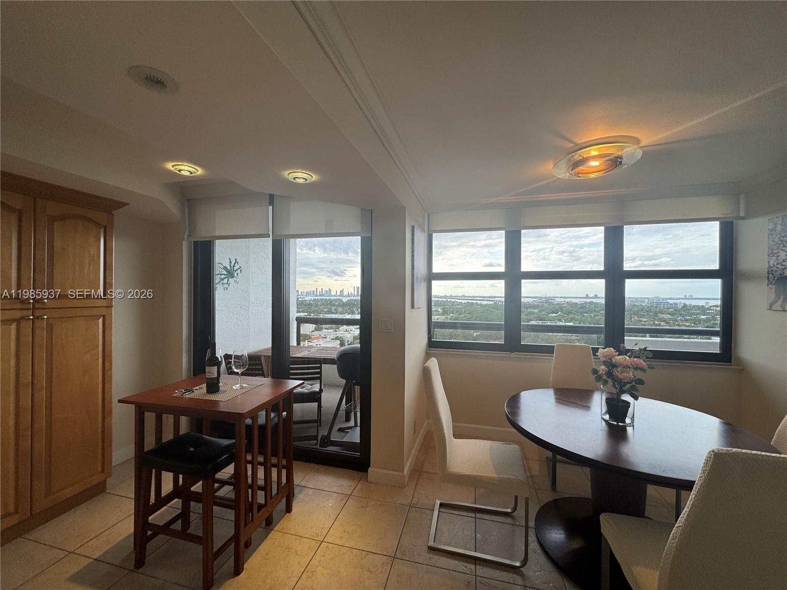 CLUB ATLANTIS CONDO - Residential