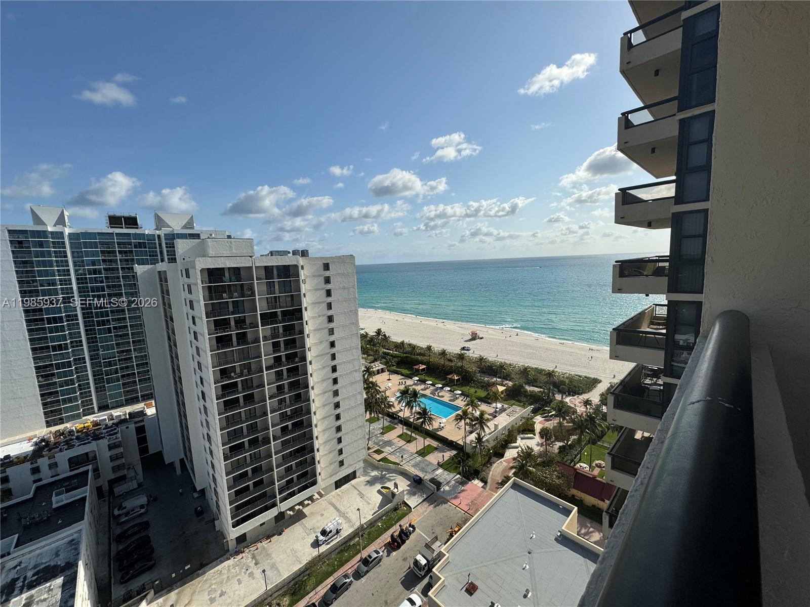 CLUB ATLANTIS CONDO - Residential