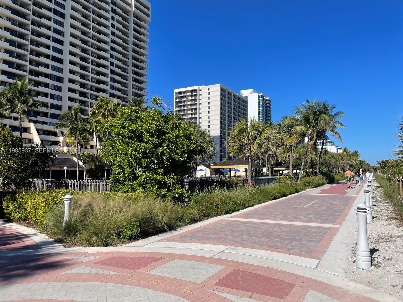 CLUB ATLANTIS CONDO - Residential