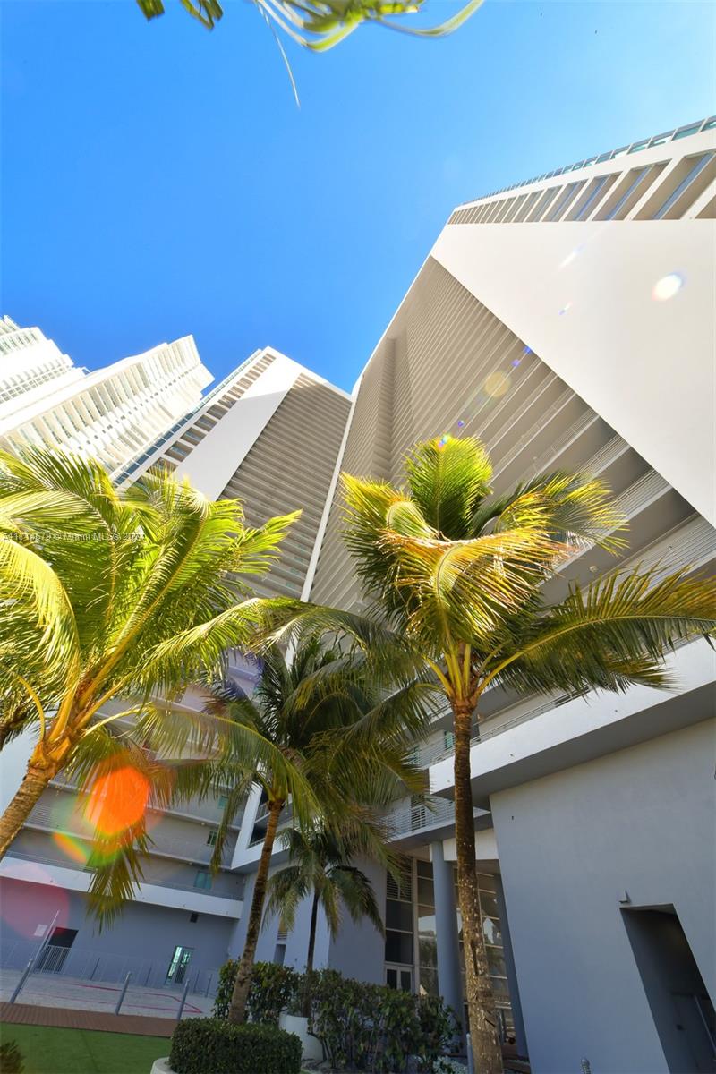 MARINABLUE CONDO - Residential