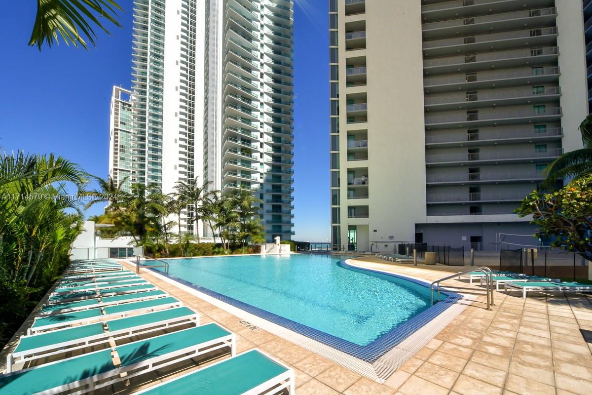 MARINABLUE CONDO - Residential