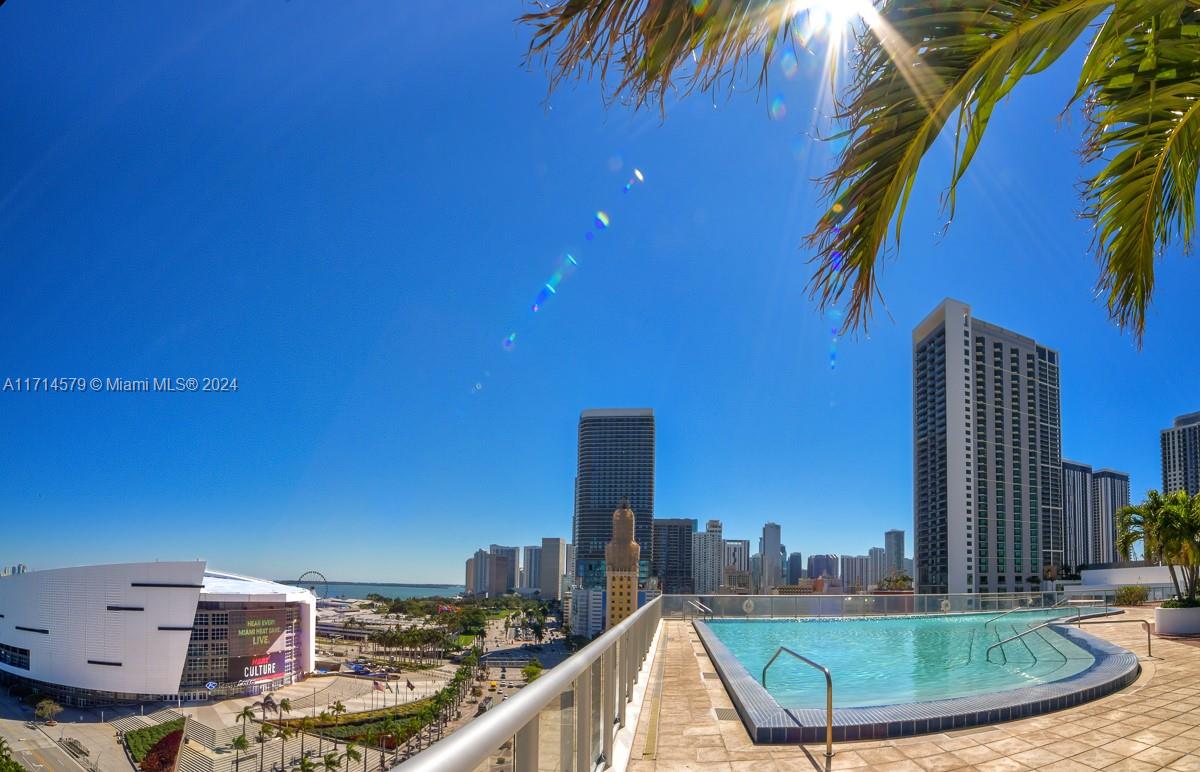 MARINABLUE CONDO - Residential