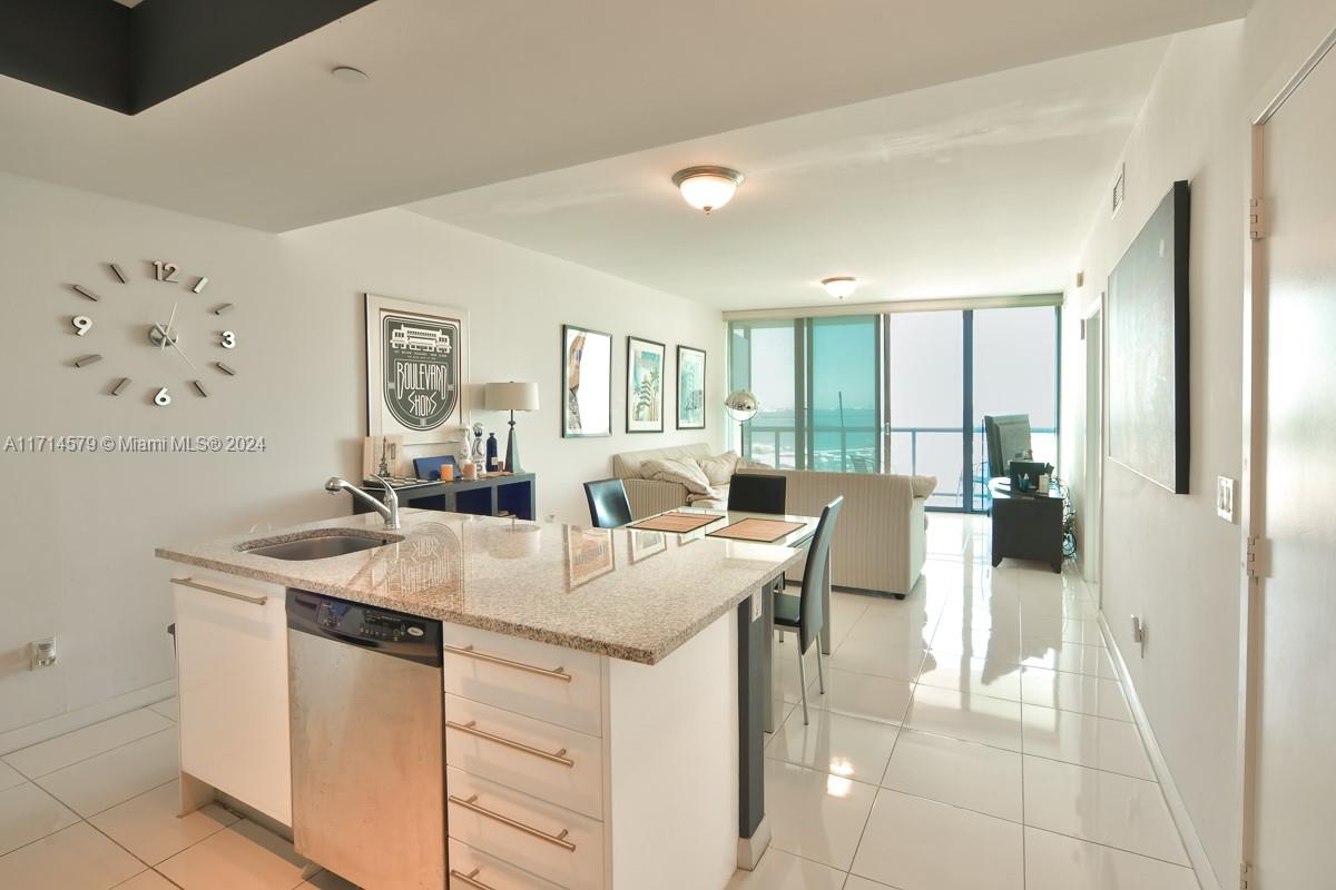 MARINABLUE CONDO - Residential