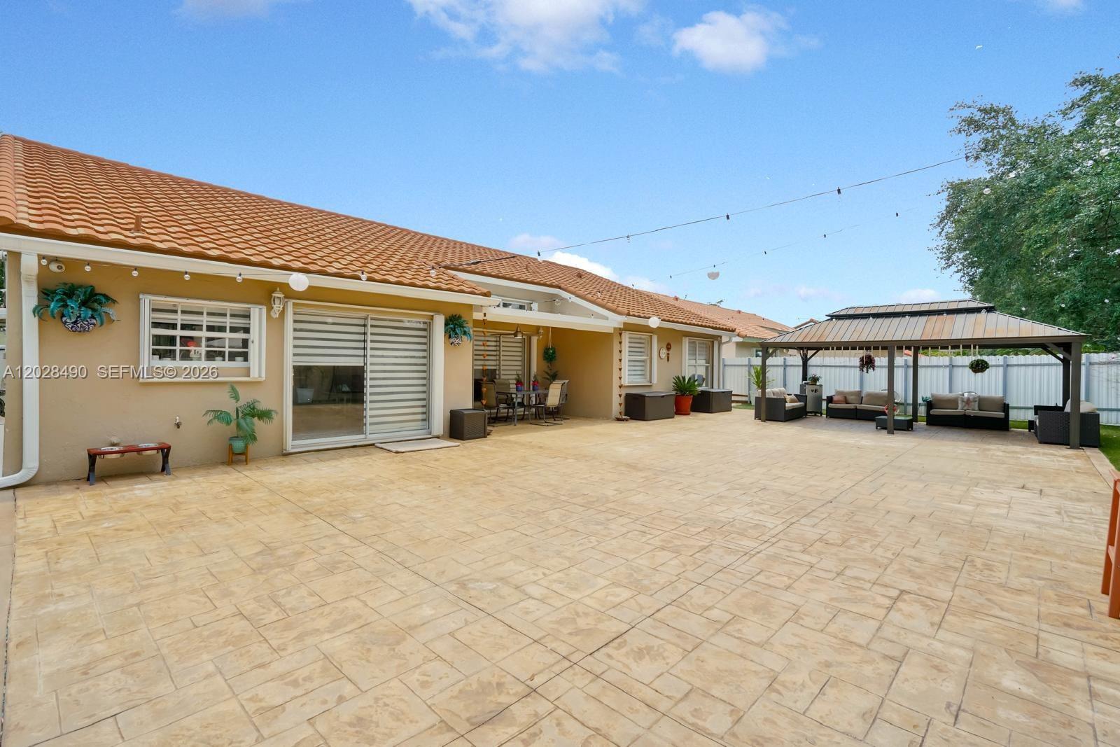 FLAMINGO ESTATES - Residential
