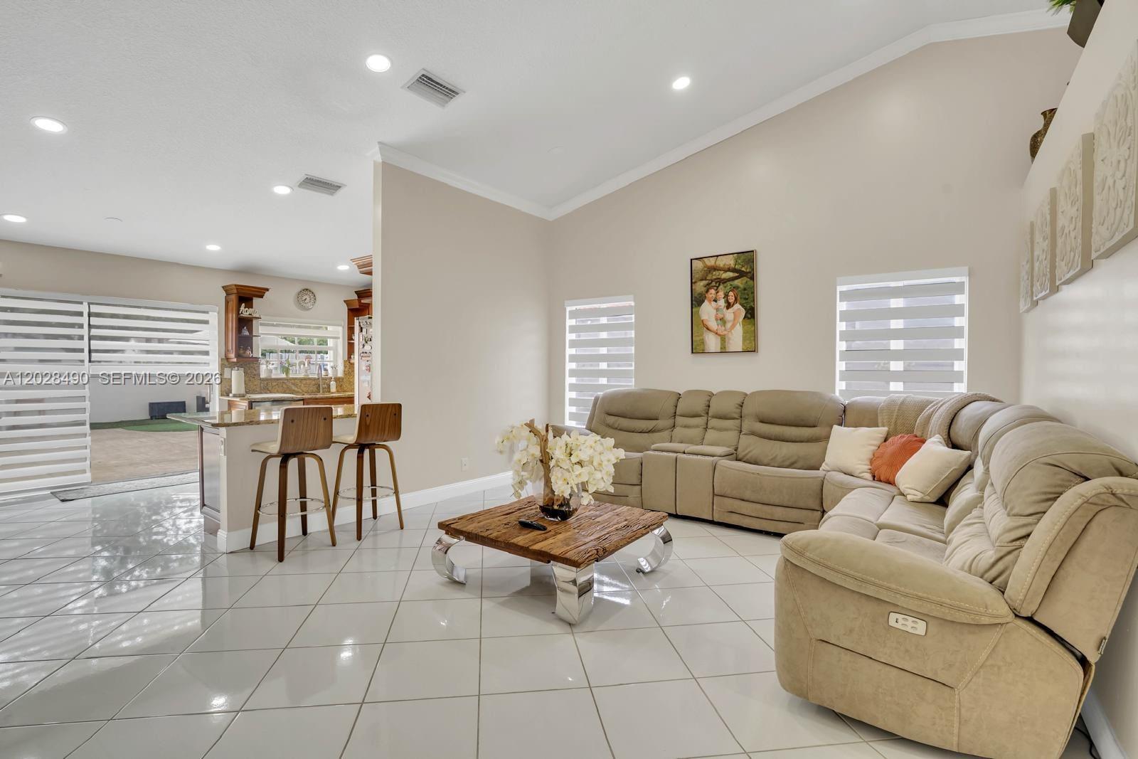 FLAMINGO ESTATES - Residential