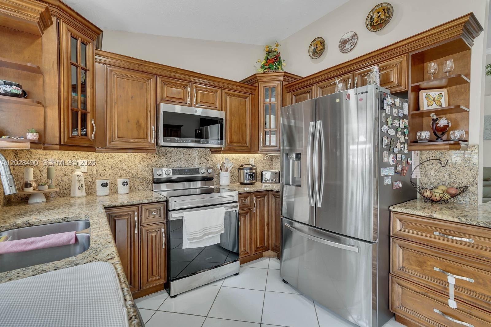 FLAMINGO ESTATES - Residential