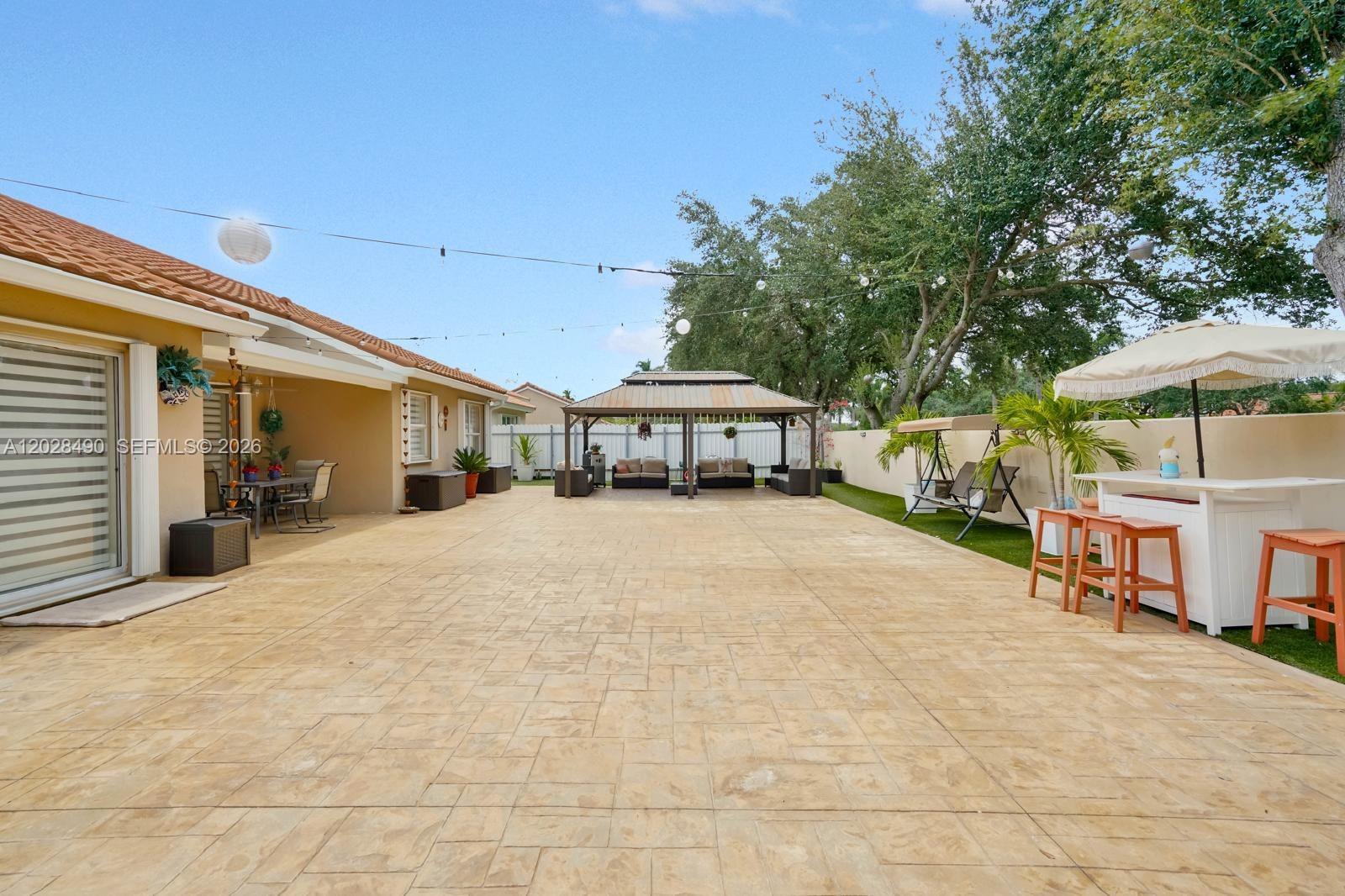 FLAMINGO ESTATES - Residential