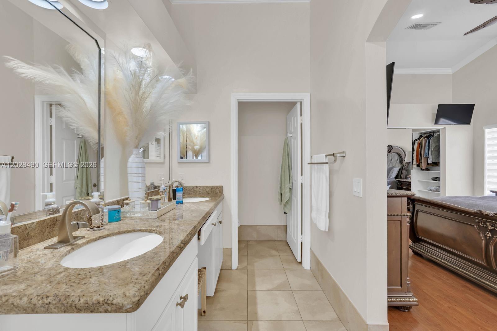 FLAMINGO ESTATES - Residential