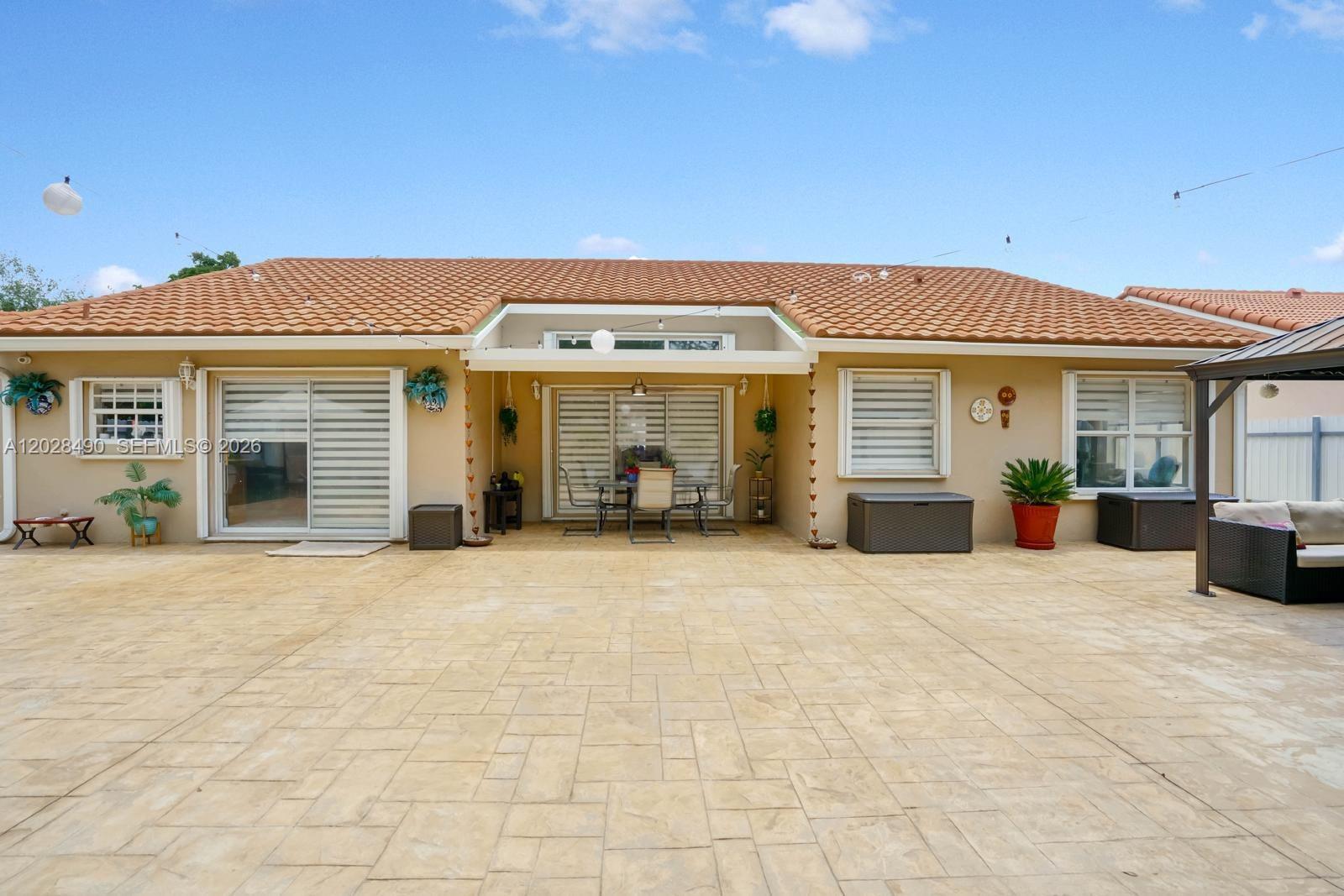 FLAMINGO ESTATES - Residential
