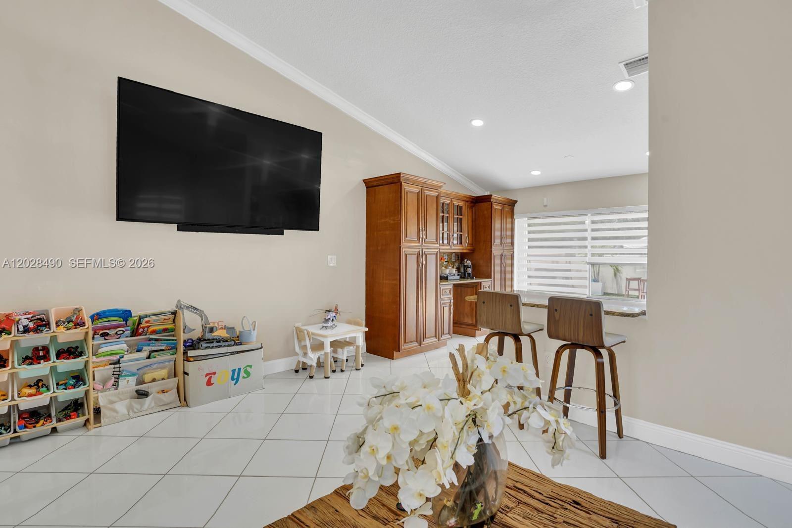 FLAMINGO ESTATES - Residential