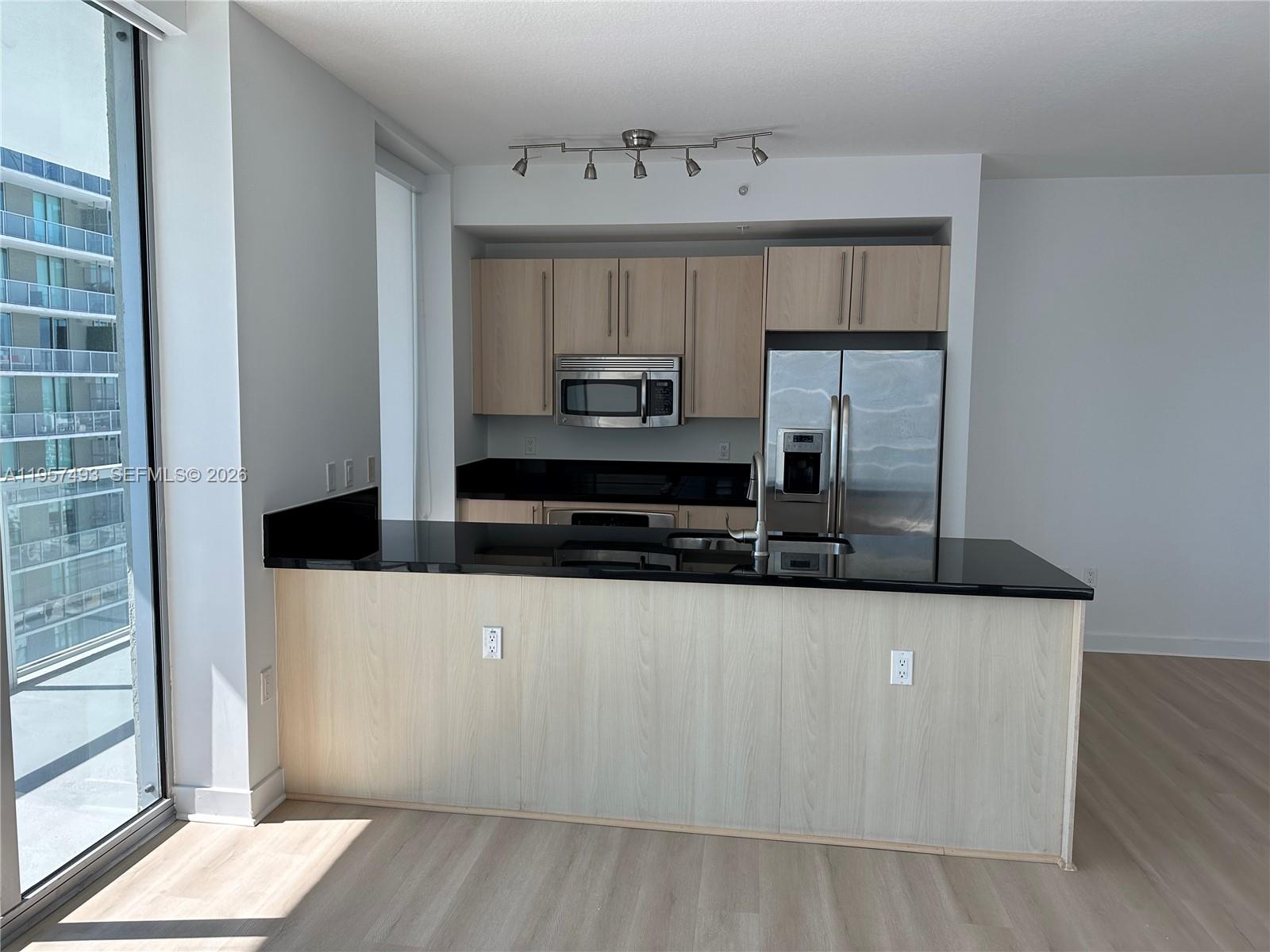 THE AXIS ON BRICKELL II C - Residential