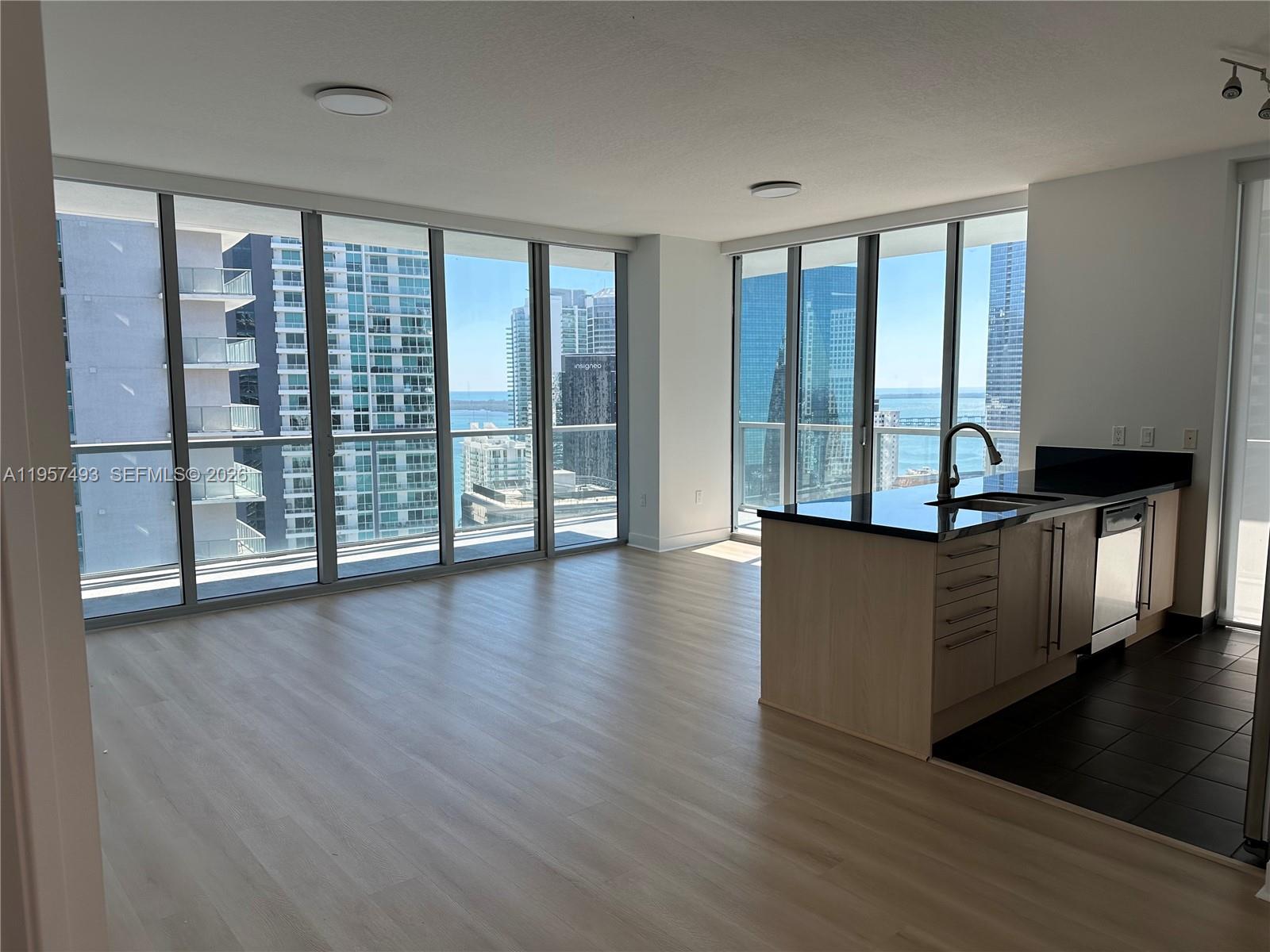 THE AXIS ON BRICKELL II C - Residential