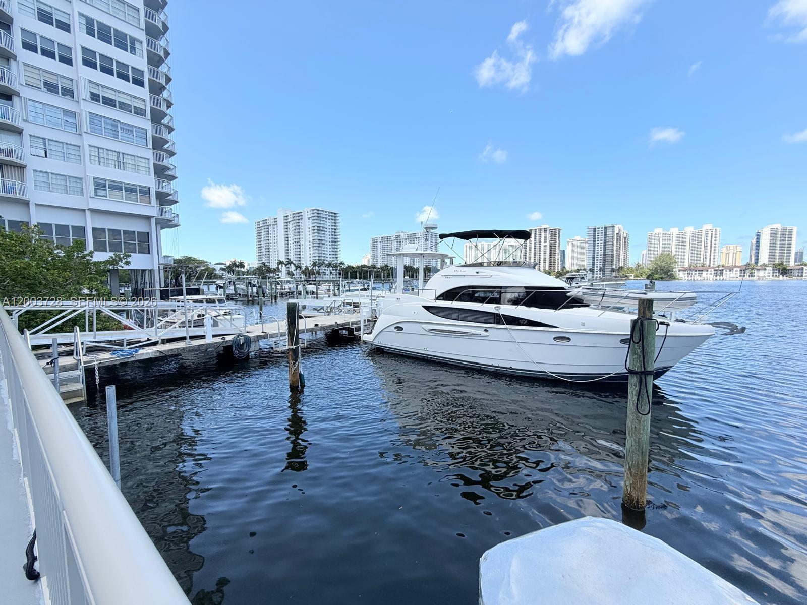 DEL PRADO MARINA - Residential