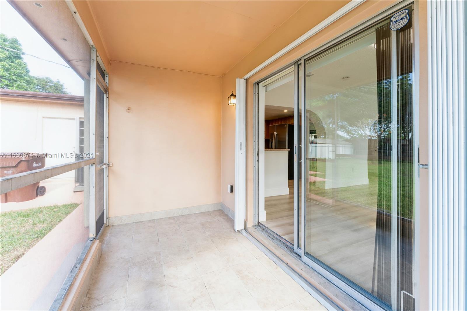 LONDON TERR 1ST ADDN - Residential Lease