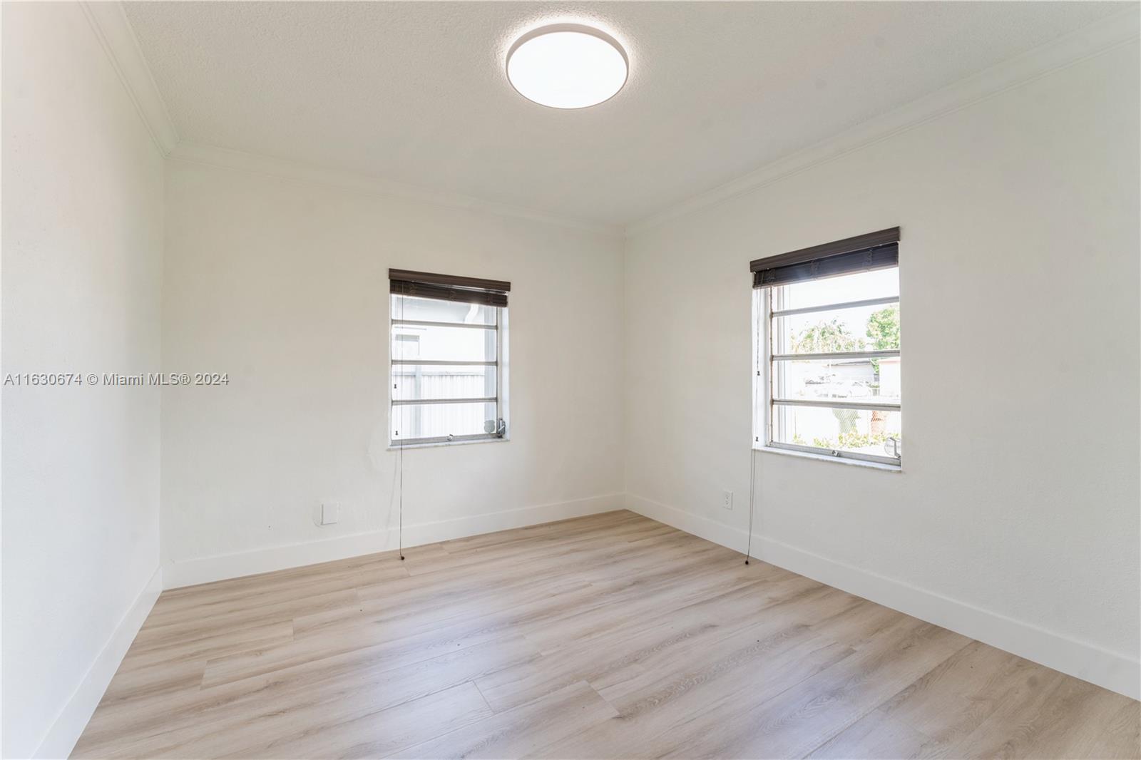 LONDON TERR 1ST ADDN - Residential Lease