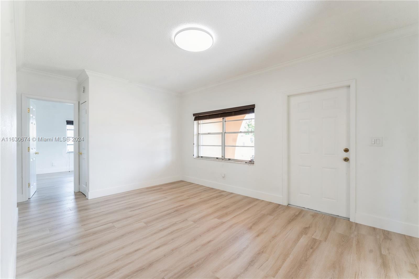 LONDON TERR 1ST ADDN - Residential Lease