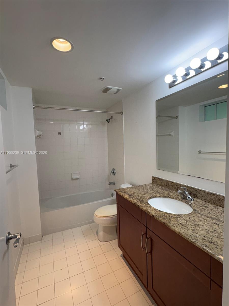 DOWNTOWN DADELAND CONDO N - Residential