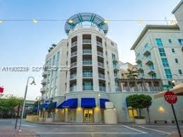 Experience upscale urban living in this gorgeous condo located in the heart of Downtown Dadeland, one of Miami’s most vibrant neighborhoods. This elegant residence features beautiful hardwood floors, modern finishes, and floor-to-ceiling windows that fill the space with natural light.
Enjoy a spacious open-concept layout, a gourmet kitchen with premium stainless-steel appliances, and a private balcony offering panoramic city views.