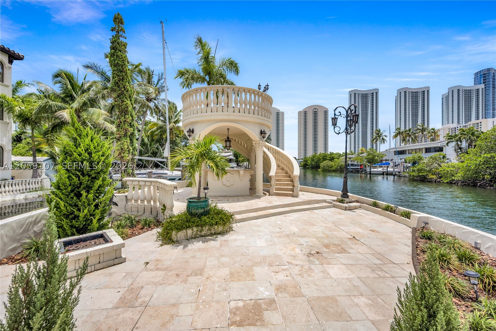 ATLANTIC ISLAND - Residential
