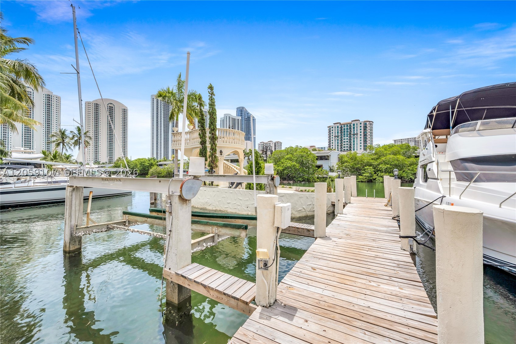ATLANTIC ISLAND - Residential