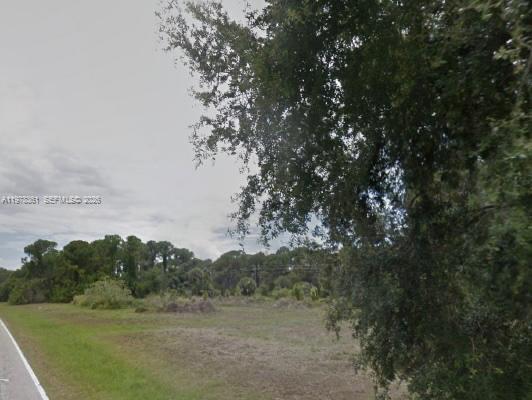 Rotonda West - Land