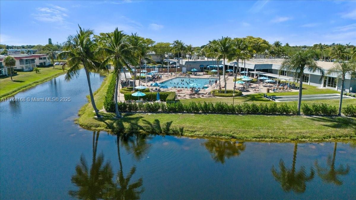 KINGS POINT BRITTANY COND - Residential