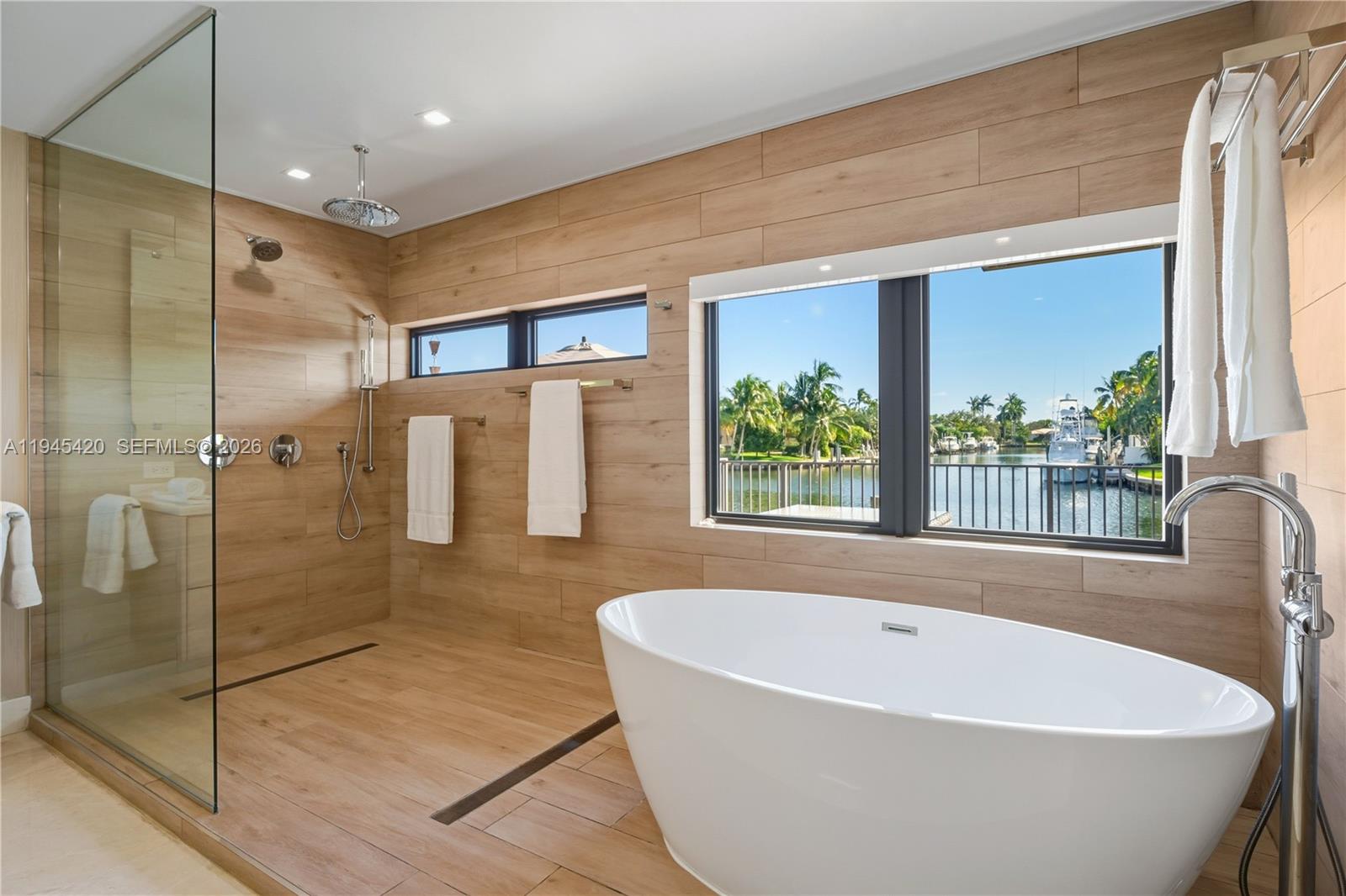CORAL BAY SEC C - Residential