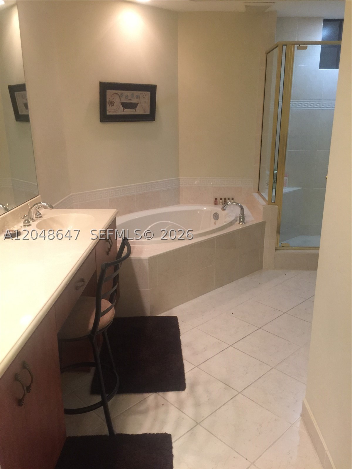 VILLA BIARRITZ CONDO - Residential