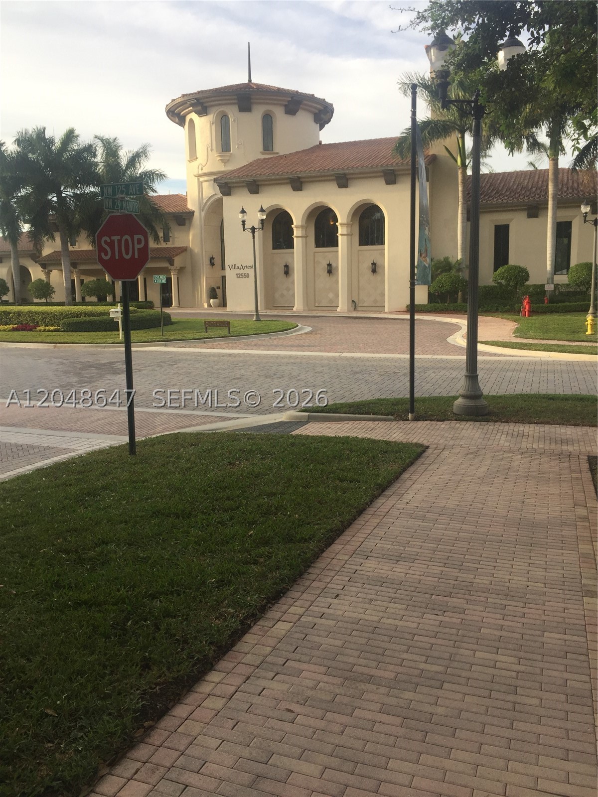 VILLA BIARRITZ CONDO - Residential