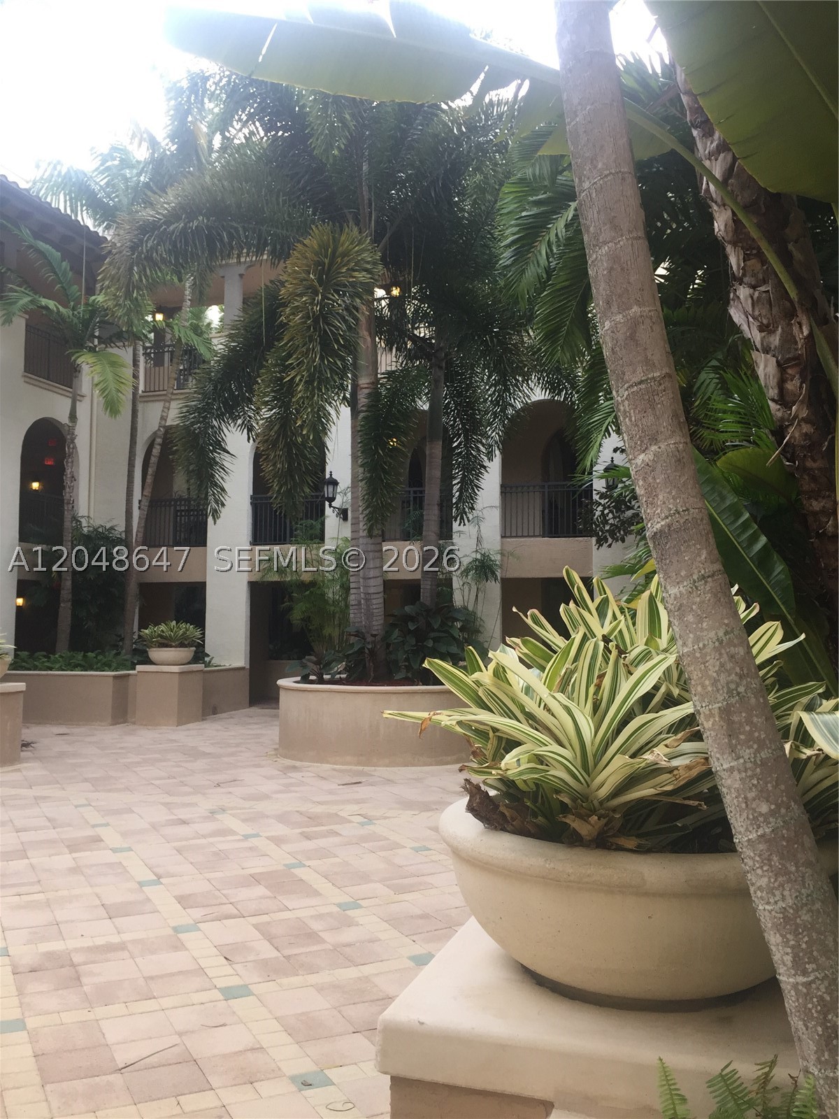 VILLA BIARRITZ CONDO - Residential