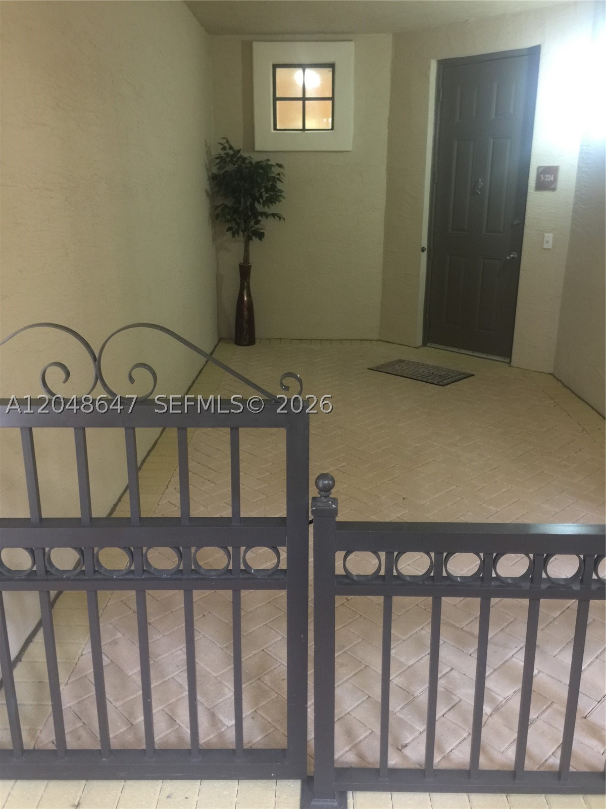VILLA BIARRITZ CONDO - Residential